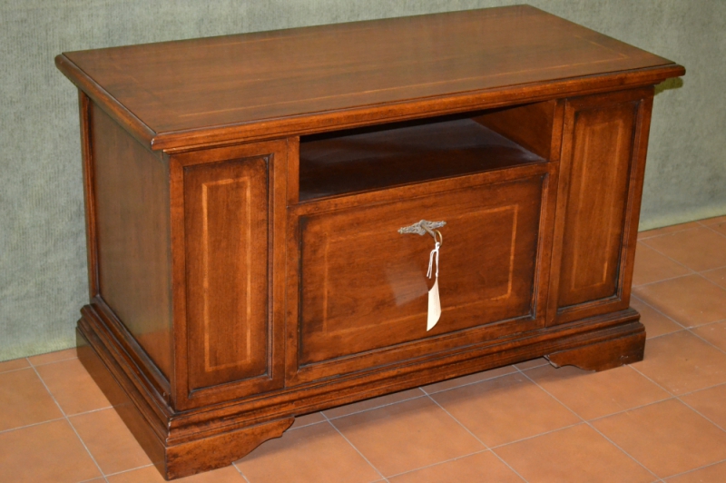 Mobile porta tv in legno di noce con filetti con 2 cassetti porta cd e  1 ribalta apribile   ART TV 10