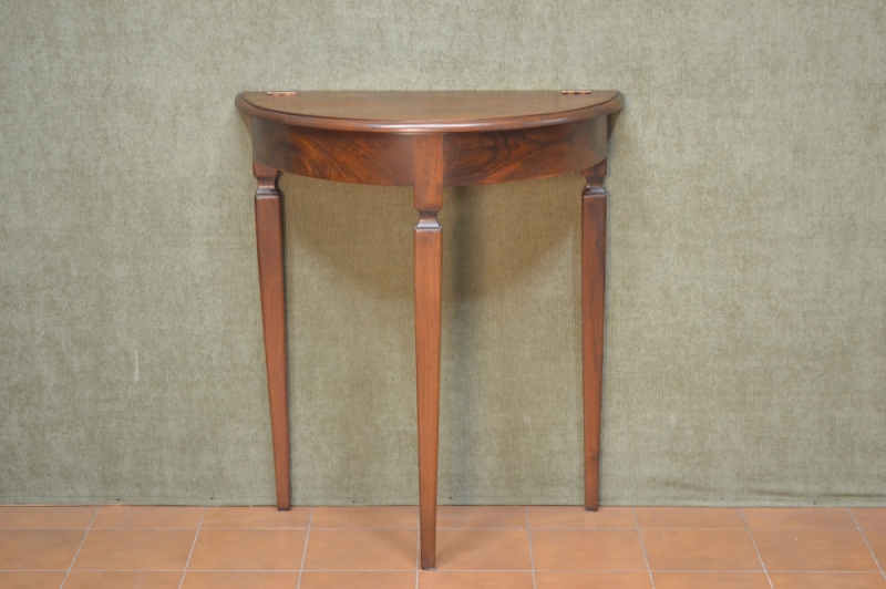 Consolle con fronte arrotondato in legno di noce massello art. CONS 45