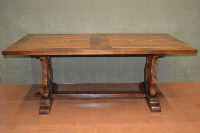 Tavolo fratino rettangolare il legno di noce e gambe a lira con colonna ART ATV RET 43