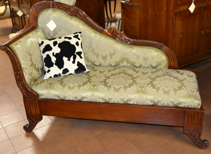 Divano modello "Dormeuse" in legno di acero massello  intagliato DIV 14