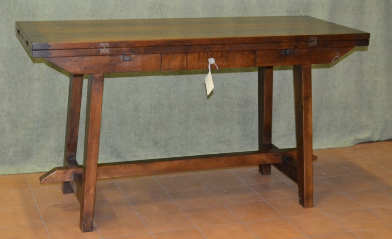 Tavolo apribile a libro in legno di acero con gambe a capretta TAV RET 07
