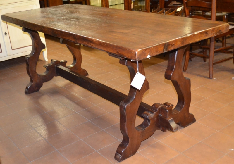 Tavolo rettangolare modello "Fratino" in legno di rovere massello con gambe a lira TAV RET 21