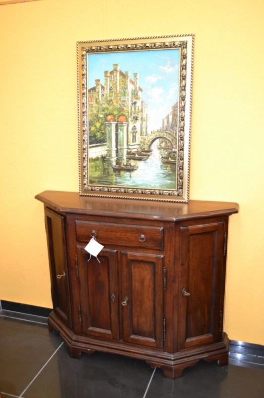 Mobile da entrata -Credenza scantonata in legno di noce massello  con 4 ante ed 1 cassetto ART  INGR 50