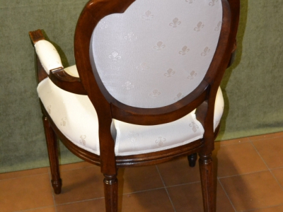 Poltrona modello " Tre gobbe" e gambe tornite e scannellate POL 53 - foto 2