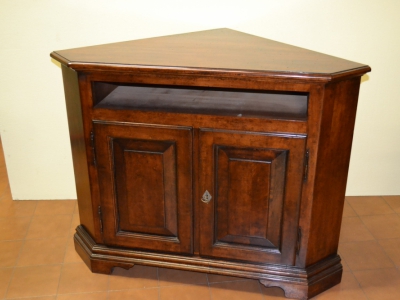 Low corner cupboard, tv stand with double door and single drawer - foto 2