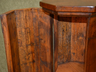 Colonna ottagonale  realizzata in legno di noce e radica di noce antichi con 1 anta ART COL 02 - foto 2