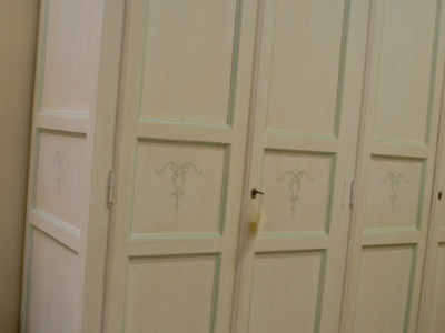 Wardrobe with 6 doors made entirely of solid linden wood ART ARM 45 - foto 1