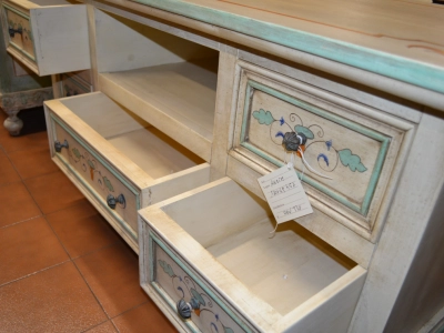 Cassapanca realizzata in legno di tiglio massello con 5 cassetti e 1 vano a giorno  laccata a mano ART CAS 14 - foto 3