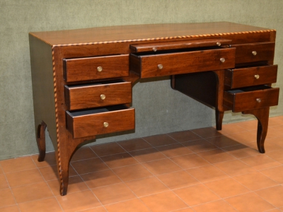 shaped desk with 7 drawers and 1 pull-out tablet with white/black thread and saber legs ART SCR 39 - foto 1