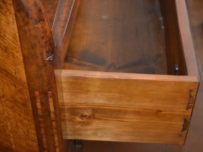 Bureau rullo costruito in legno di noce lastronato su legno di abete antico con filetti ART  BUR 07 - foto 5
