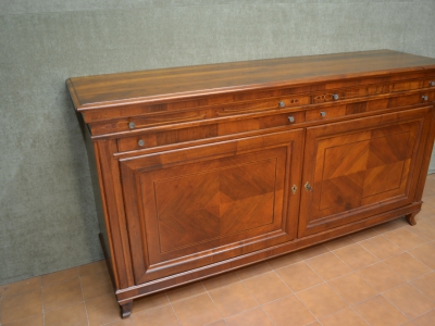 Sideboard made of solid walnut with two doors, and hidden drawer - foto 3