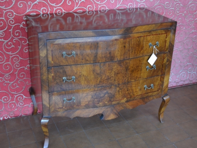 Com&ograve; singolo  con 3 cassetti realizzato in legno di ulivo e noce con filetti  ART COM 03 - foto 1