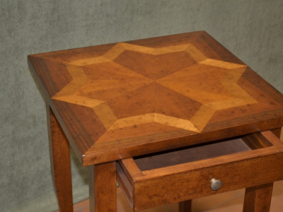 Square coffee table in solid maple wood with inlay on the upper top, saber legs and drawer ART T 68 - foto 1