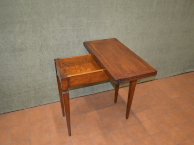 Coffee table with flap doors - foto 1