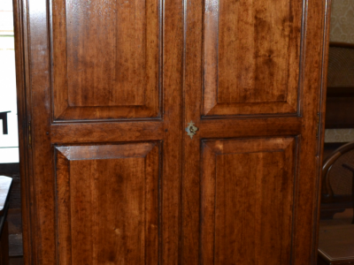 Armadio a 2 ante e 2 cassetti in stile Provenzale in legno di noce massello Art ARM 12 - foto 3