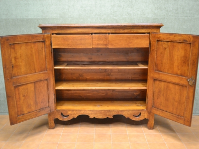 Credenza 2 ante  e 2 cassetti interni e 2 segreti in legno di noce massello  ART CRED 2P-39 - foto 1