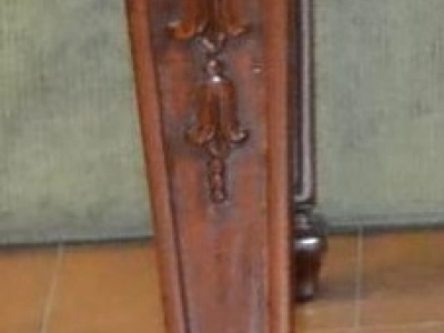 Tavolo rettangolare in legno di noce massello con filetti , 1 cassetto e gambe intagliate TAV RET 09 - foto 1