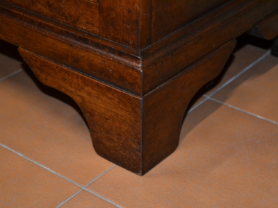 Cassettiera a 6 cassetti in legno di noce con intarsi frontali ART INGR 07 - foto 3