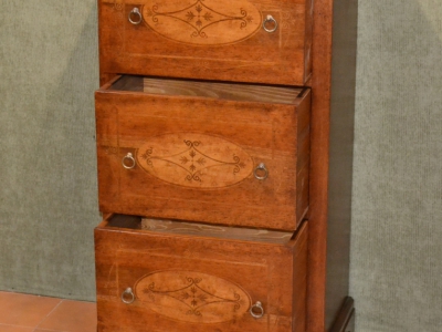 Cassettiera a 6 cassetti in legno di noce con intarsi frontali ART INGR 07 - foto 1