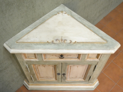 Angoliera in legno di acero massello con 2 porte e 1 cassetto ART. ANG 52 - foto 2