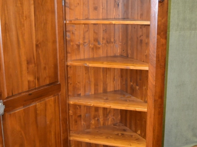 Corner cupboard with single door made of solid walnut - foto 1