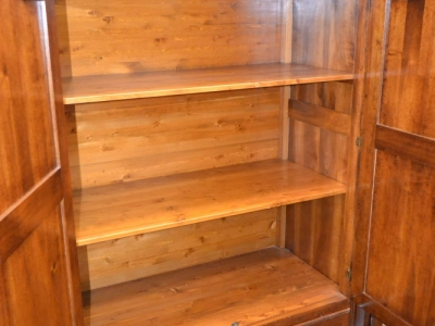Armadio a 2 ante e 2 cassetti in stile Provenzale in legno di noce massello Art ARM 12 - foto 2