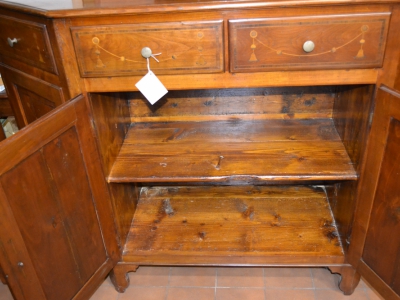Credenza modello "Scantonata veneta" con 4 ante e 4 cassetti con intarsi a pendagli in legno antico di ciliegio ART CRED 4P-06 - foto 3
