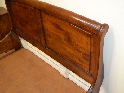 Letto matrimoniale modello Barca in legno di noce massiccio con pannelli diamantati ART LET 08 - foto 2