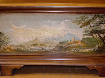 Cassapanca  realizzata in legno di noce massello con pannello anteriore laccato a mano e coperchio apribile    art CAS 45 - foto 1