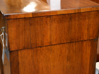 Sideboard made of antique fir, with three doors and three drawers - foto 3
