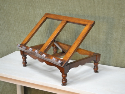Table lectern with saber legs and turned leg lectern, both in solid maple wood and with variable inclination ART LEG 04 - foto 1