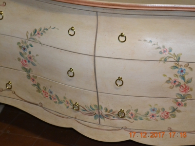 Shaped and rounded dresser on the front and sides with double drawers hand lacquered ART COM 40 - foto 2