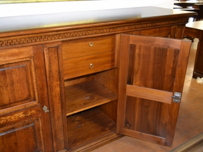 Sideboard with three doors and inlays - foto 1