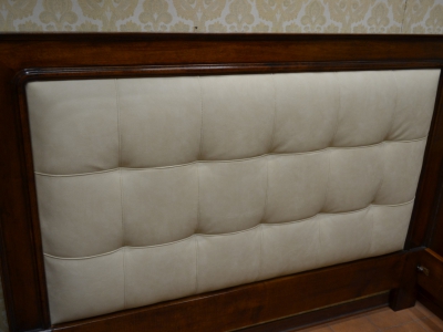 Letto matrimoniale con testata in similpelle e gambe a sciabola ART LET 18 - foto 1