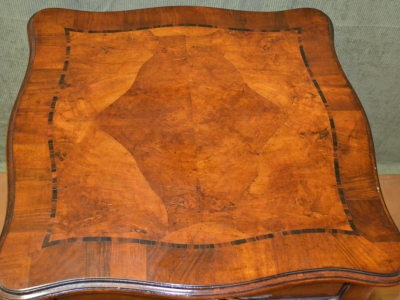18th century- style veneered coffee table - foto 2